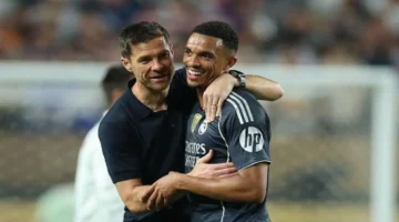 أرنولد يتصدّر مهمة خاصة تحدد مستقبل دوره في المجال